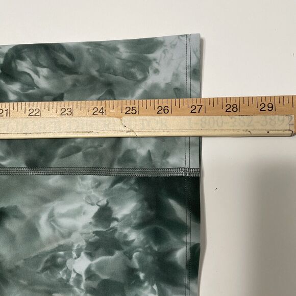 Lululemon Wrap Customizable Nulu Snap Scarf Women Spruce Green One Size NWT - Picture 5 of 9